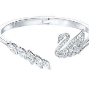 Swarovski Swan Lake Bangle, White, Rhodium plated
